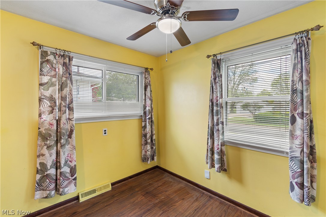 64 Kreiner Avenue Akron OH 44312