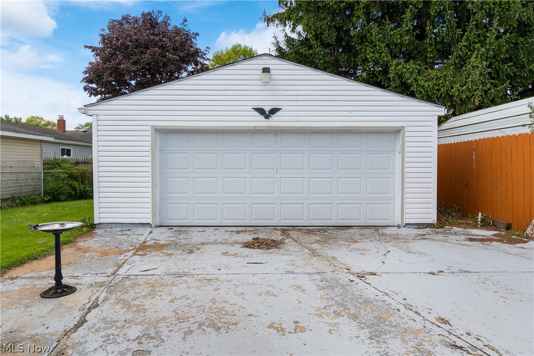 64 Kreiner Avenue Akron OH 44312