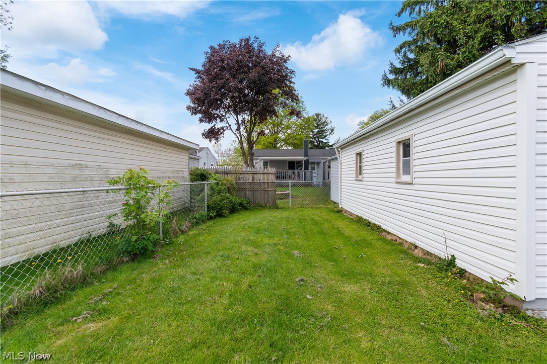 64 Kreiner Avenue Akron OH 44312