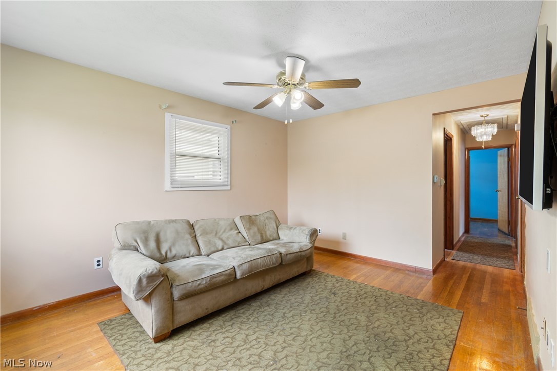 64 Kreiner Avenue Akron OH 44312