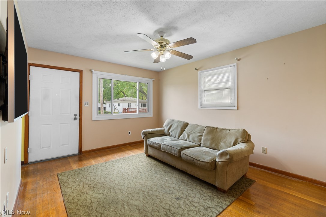 64 Kreiner Avenue Akron OH 44312