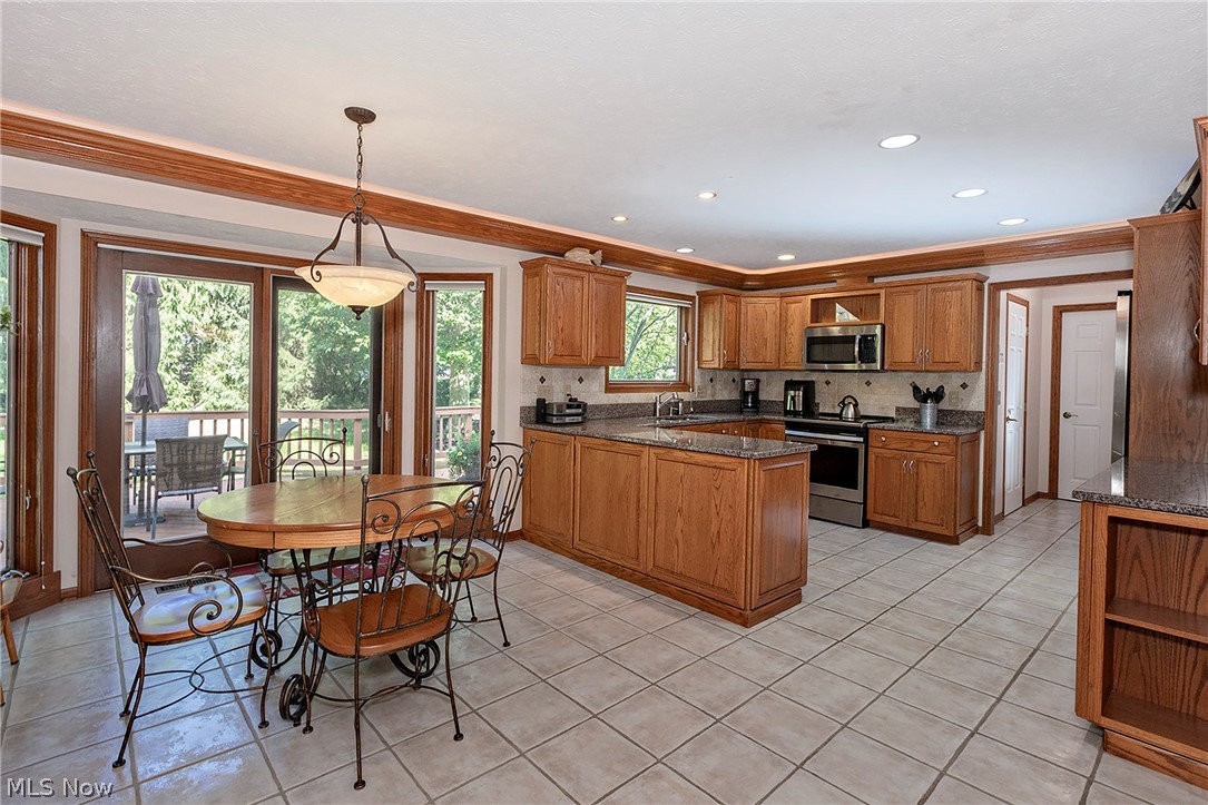 458 Medway Road Highland Heights OH 44143