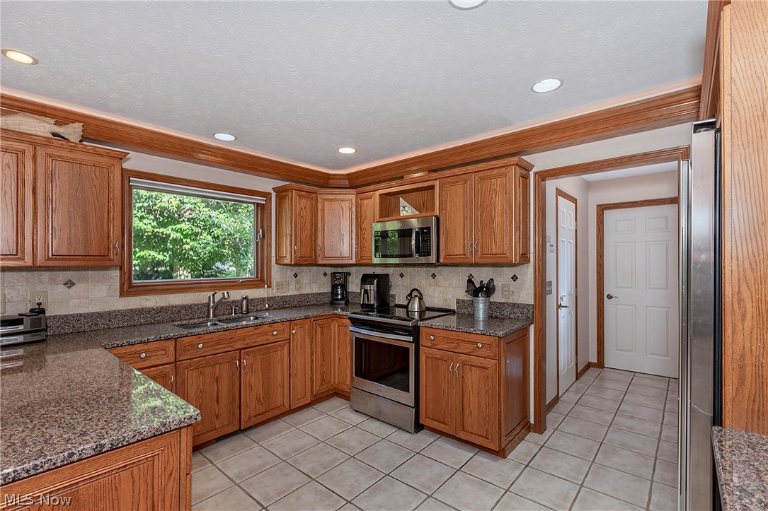 458 Medway Road Highland Heights OH 44143