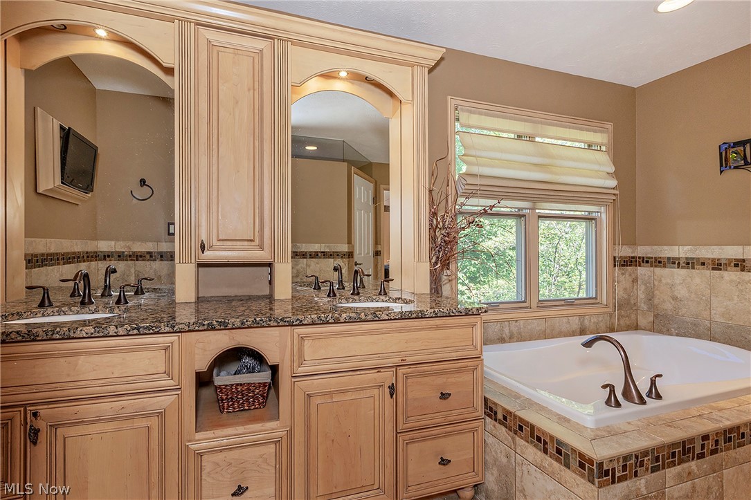 458 Medway Road Highland Heights OH 44143