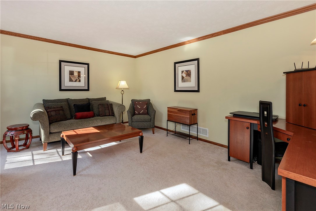 458 Medway Road Highland Heights OH 44143