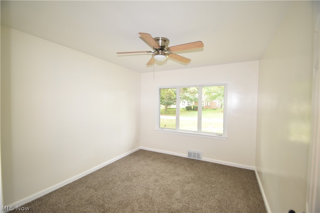 5347 Old Oxford Lane Youngstown OH 44512