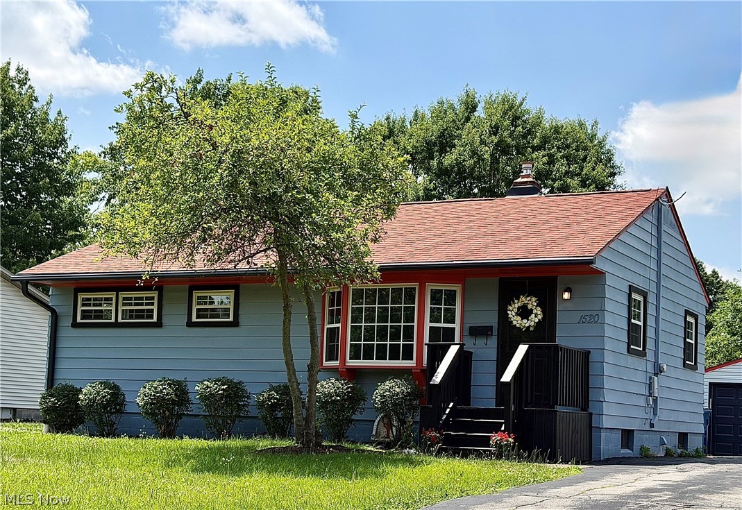 1520 Gypsy Lane Niles OH 44446