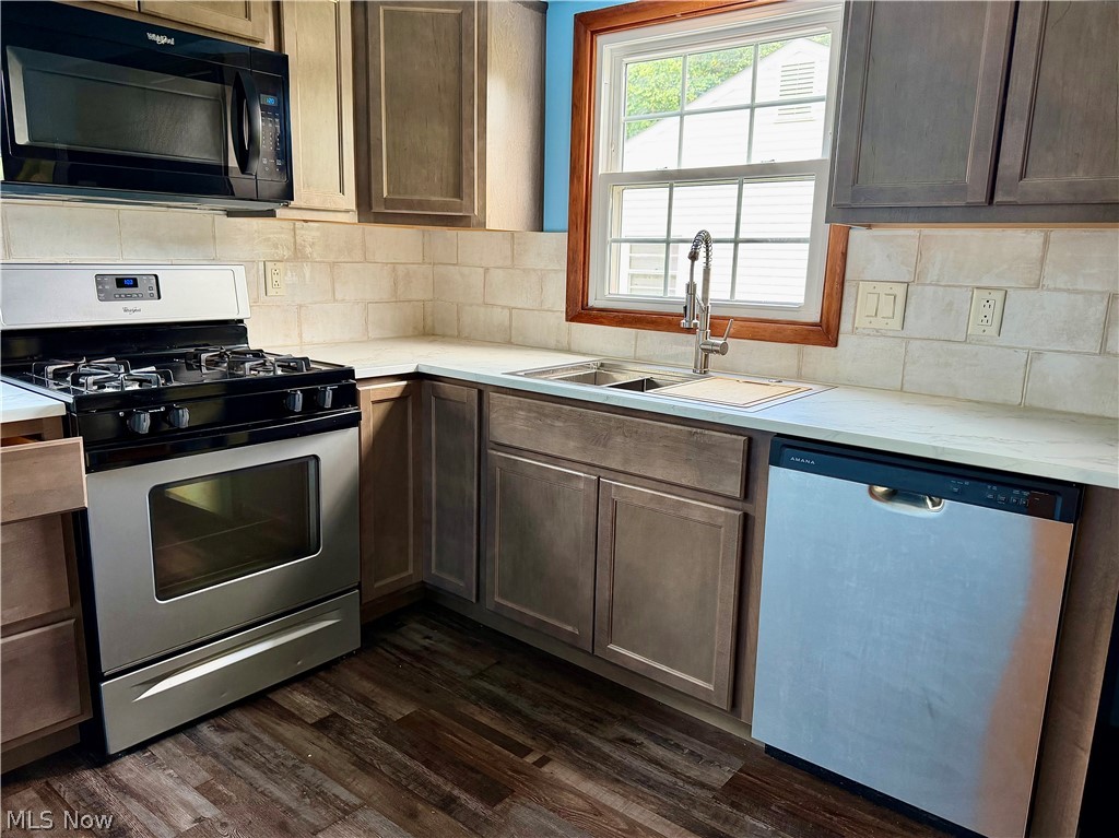 1520 Gypsy Lane Niles OH 44446