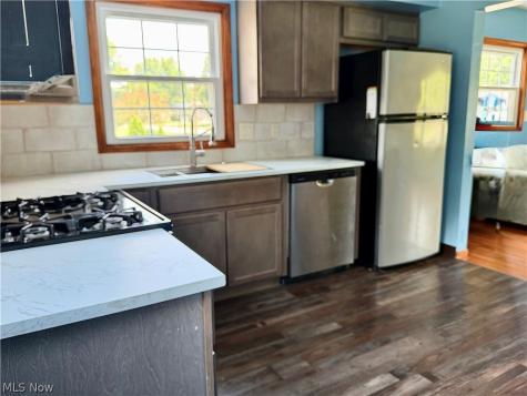 1520 Gypsy Lane Niles OH 44446