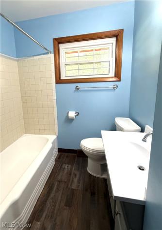 1520 Gypsy Lane Niles OH 44446