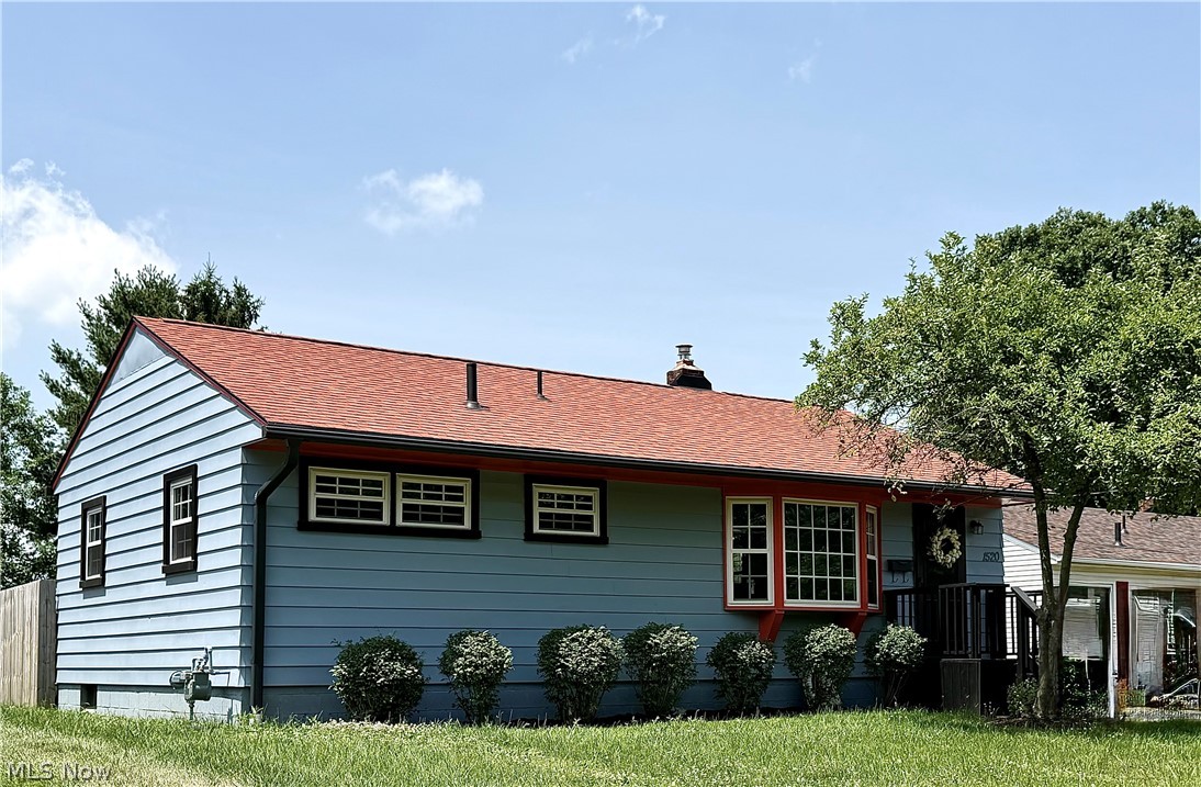 1520 Gypsy Lane Niles OH 44446