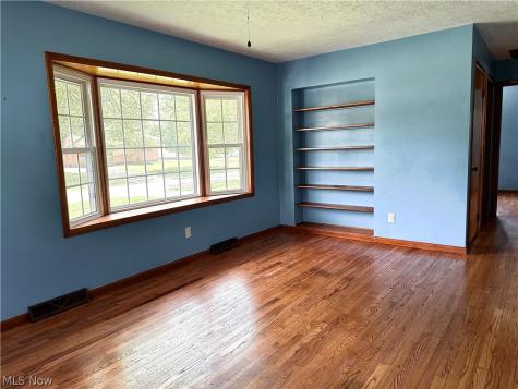 1520 Gypsy Lane Niles OH 44446