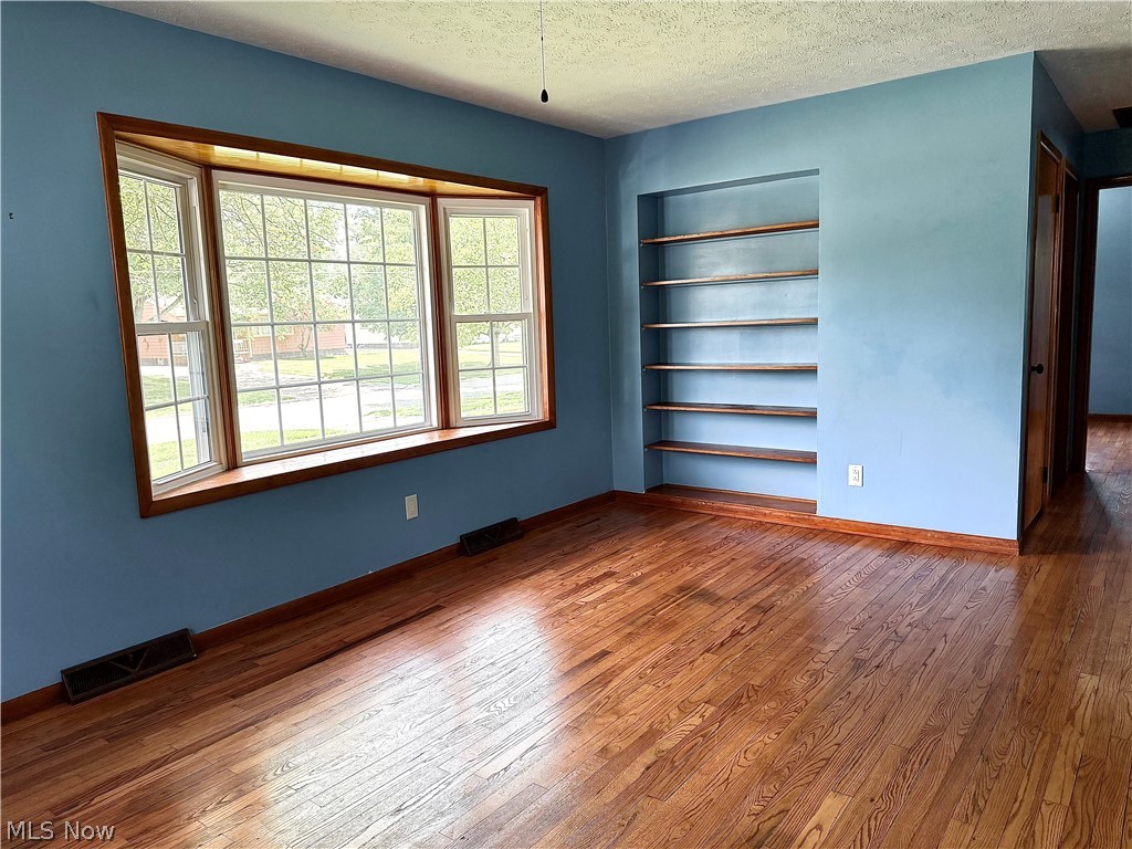 1520 Gypsy Lane Niles OH 44446