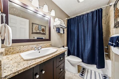 2854 Berne Street Akron OH 44312