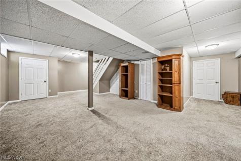 2854 Berne Street Akron OH 44312