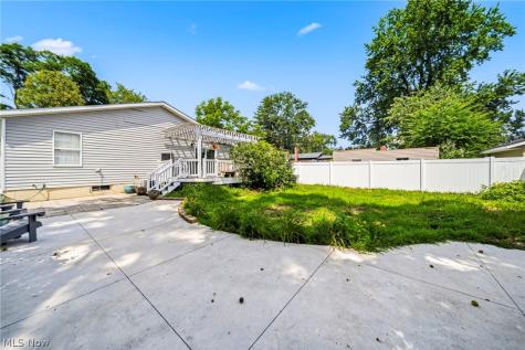 2854 Berne Street Akron OH 44312