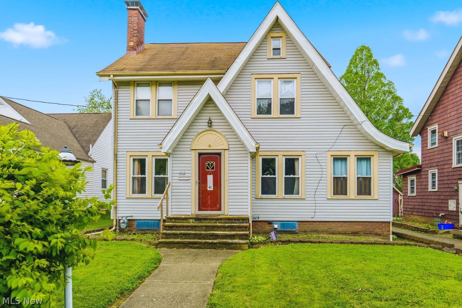 802 26th Street NE Canton OH 44714