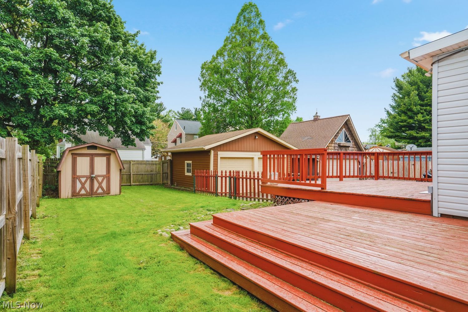 802 26th Street NE Canton OH 44714