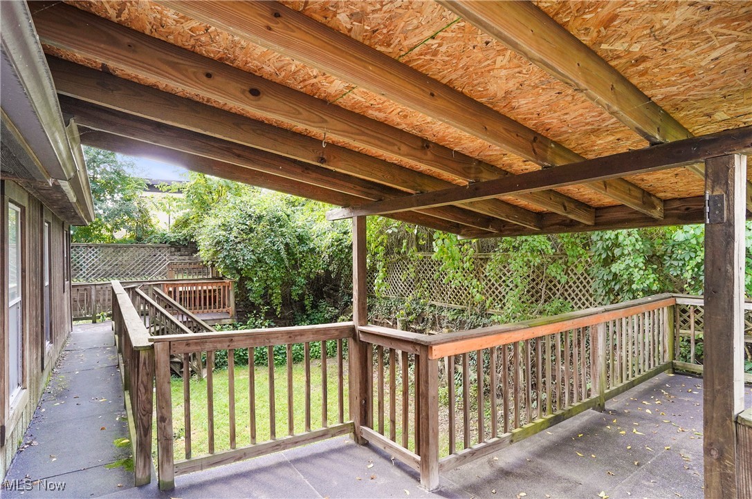 802 Portage Lakes Drive Akron OH 44319