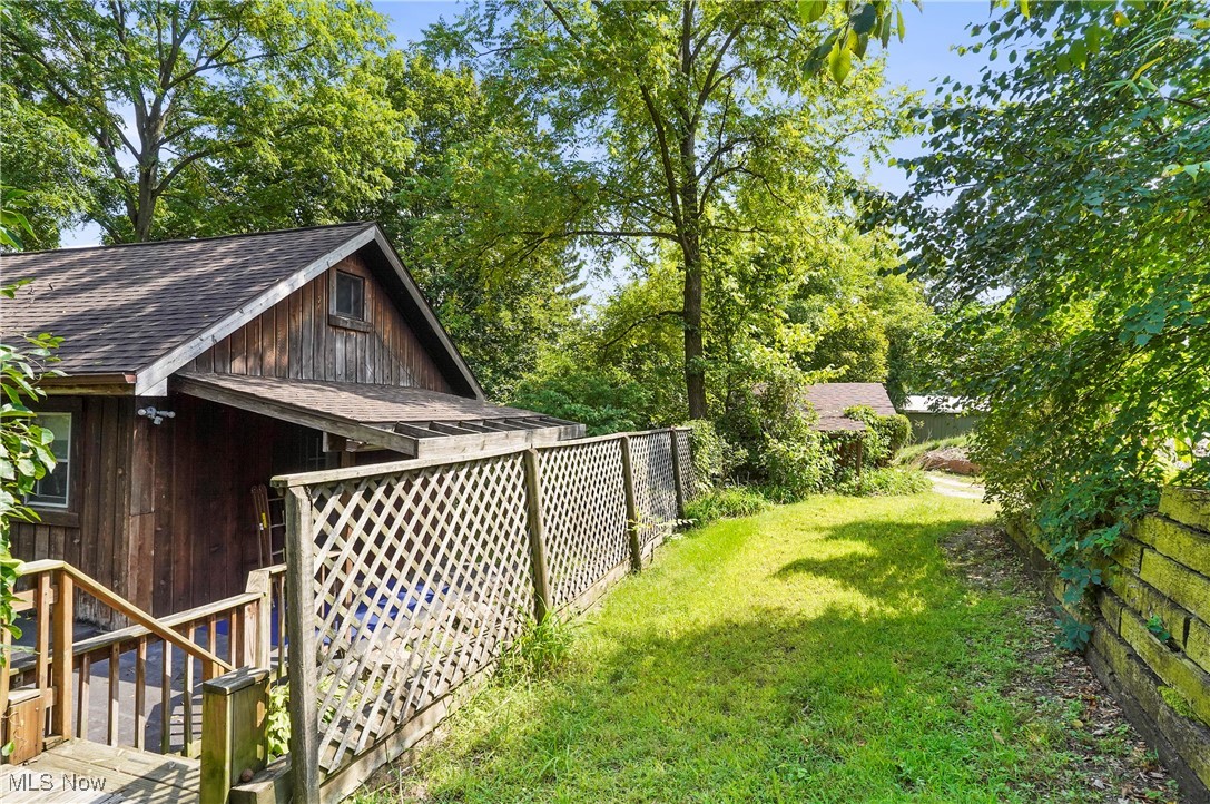 802 Portage Lakes Drive Akron OH 44319