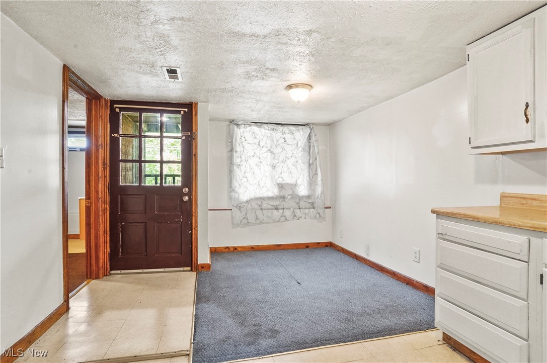 802 Portage Lakes Drive Akron OH 44319