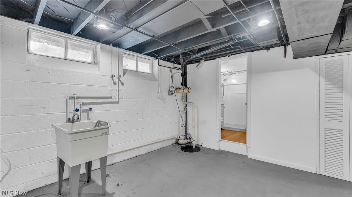 5861 Stearns Road North Olmsted OH 44070