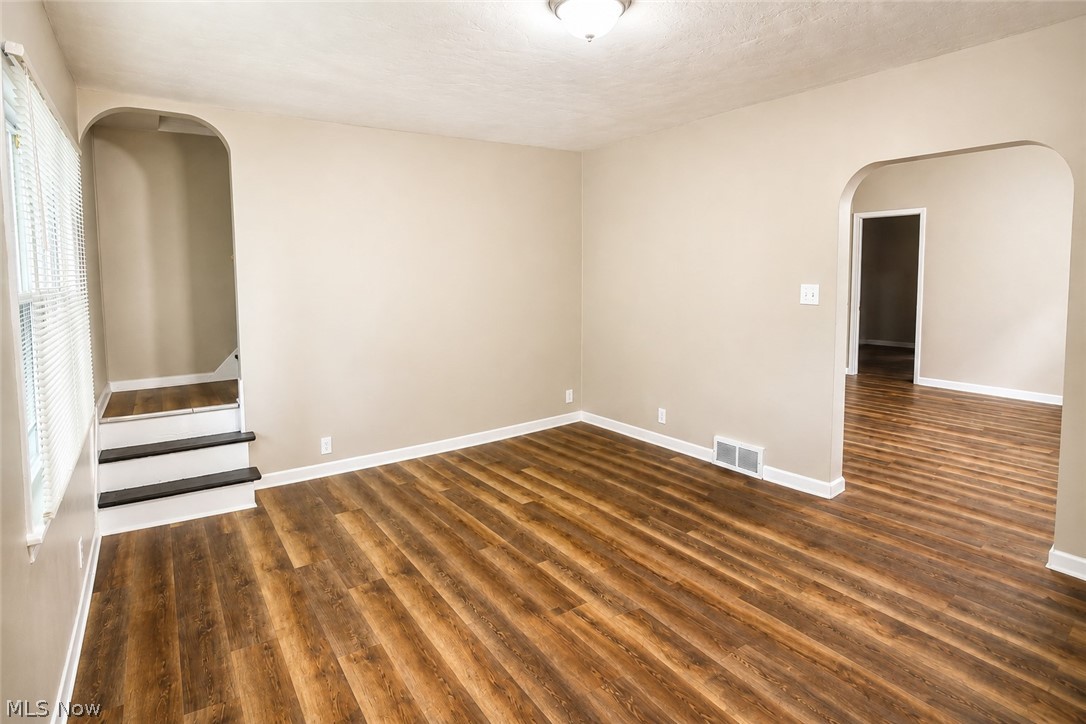 7410 Neville Avenue Cleveland OH 44102