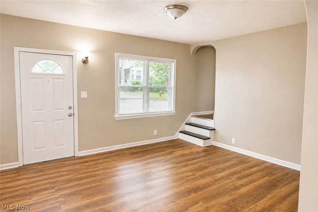 7410 Neville Avenue Cleveland OH 44102