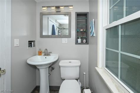 50 Baker Street Berea OH 44017