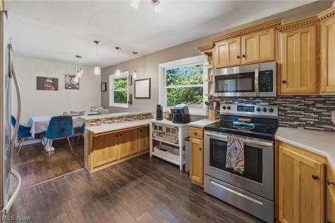 439 Bob Avenue Canal Fulton OH 44614