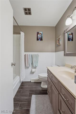 439 Bob Avenue Canal Fulton OH 44614
