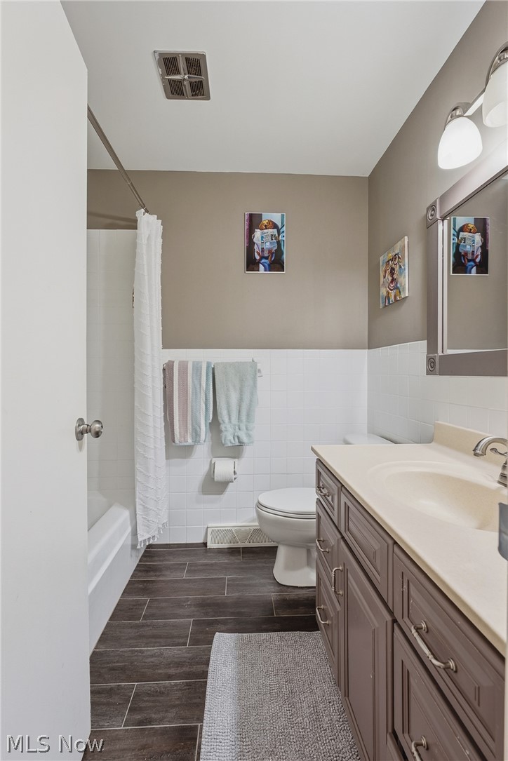 439 Bob Avenue Canal Fulton OH 44614