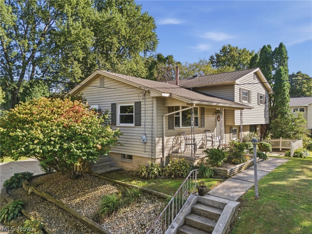 439 Bob Avenue Canal Fulton OH 44614