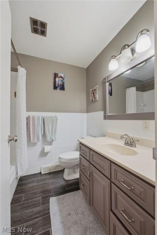439 Bob Avenue Canal Fulton OH 44614