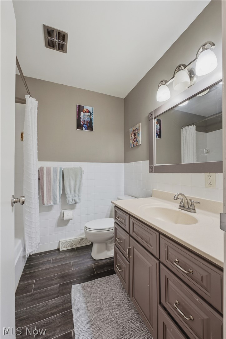439 Bob Avenue Canal Fulton OH 44614