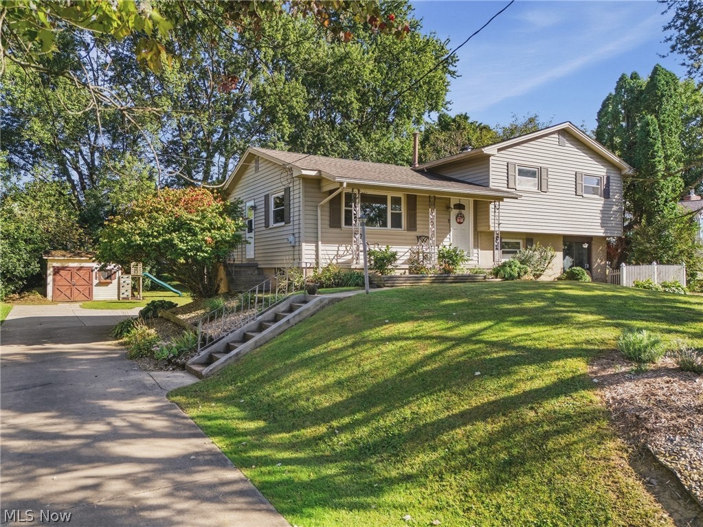 439 Bob Avenue Canal Fulton OH 44614