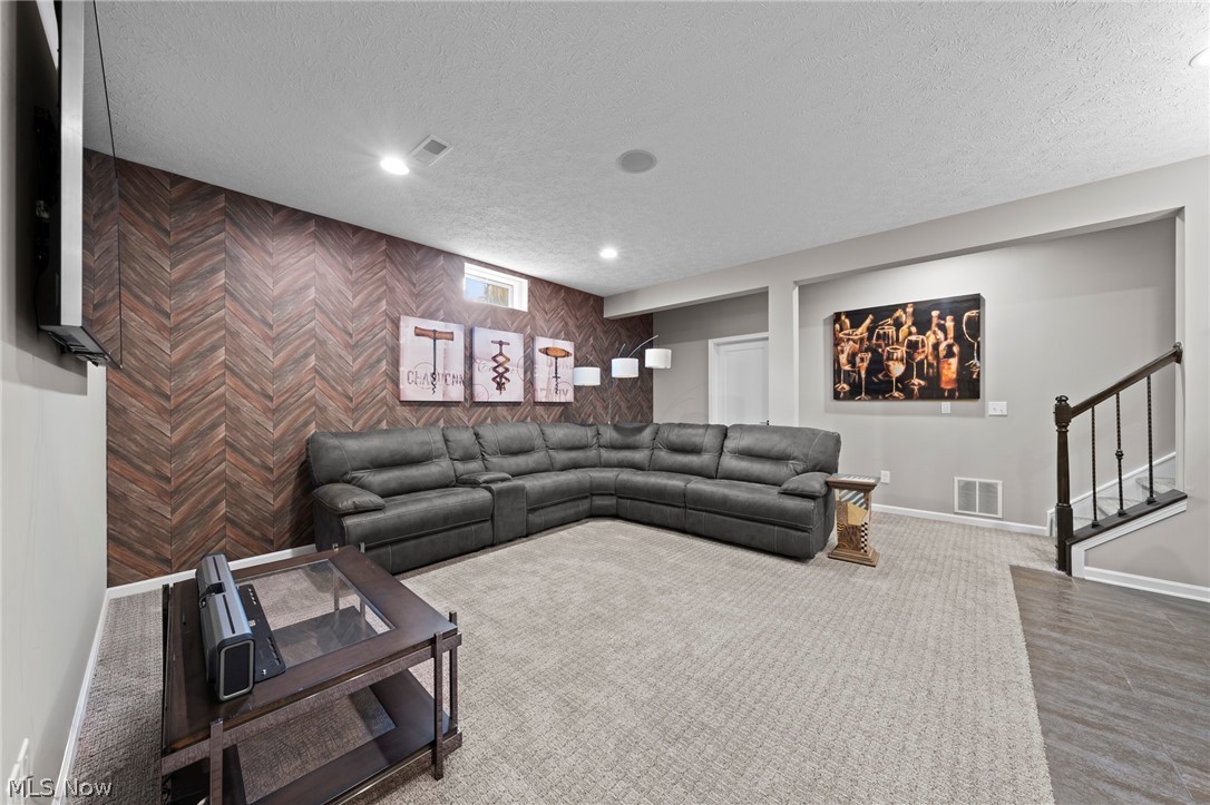 249 N. Legend Court Highland Heights OH 44143