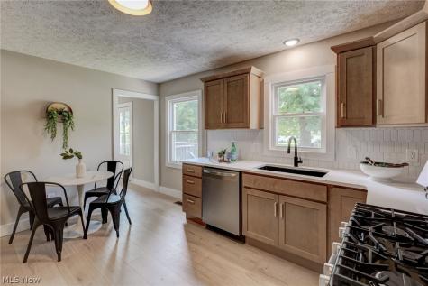 3183 Trotter Road Norton OH 44203