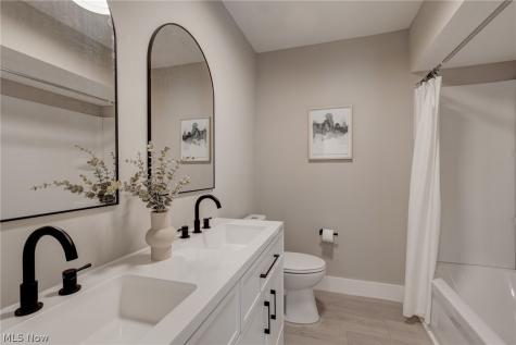 3183 Trotter Road Norton OH 44203