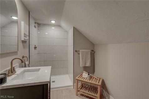 3183 Trotter Road Norton OH 44203