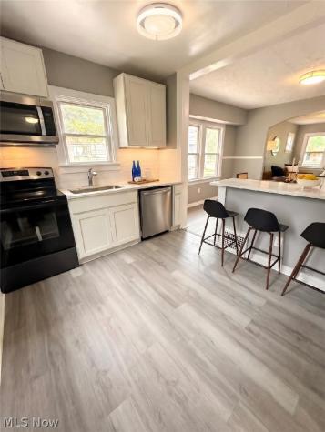 3922 Brookside Boulevard Cleveland OH 44111