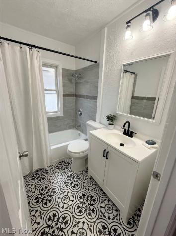 3922 Brookside Boulevard Cleveland OH 44111