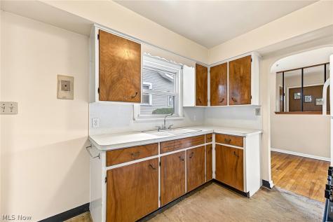 424 Tompkins Avenue Akron OH 44305