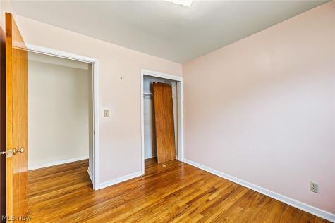 424 Tompkins Avenue Akron OH 44305