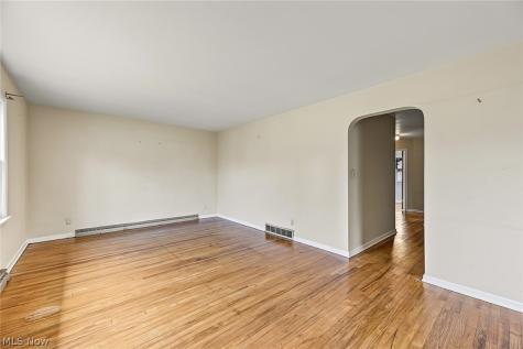 424 Tompkins Avenue Akron OH 44305