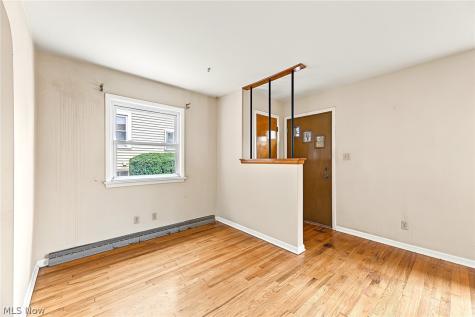 424 Tompkins Avenue Akron OH 44305
