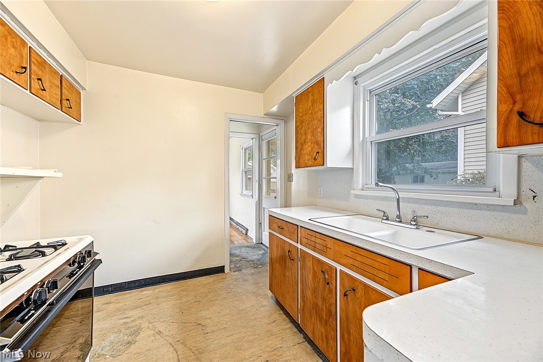 424 Tompkins Avenue Akron OH 44305