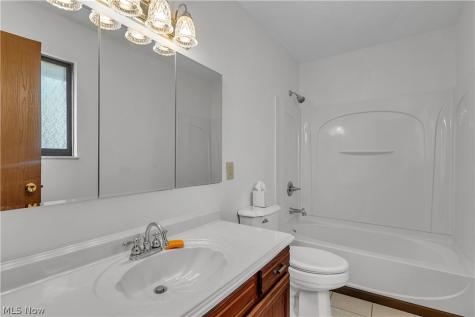6635 Taylor Road Painesville OH 44077