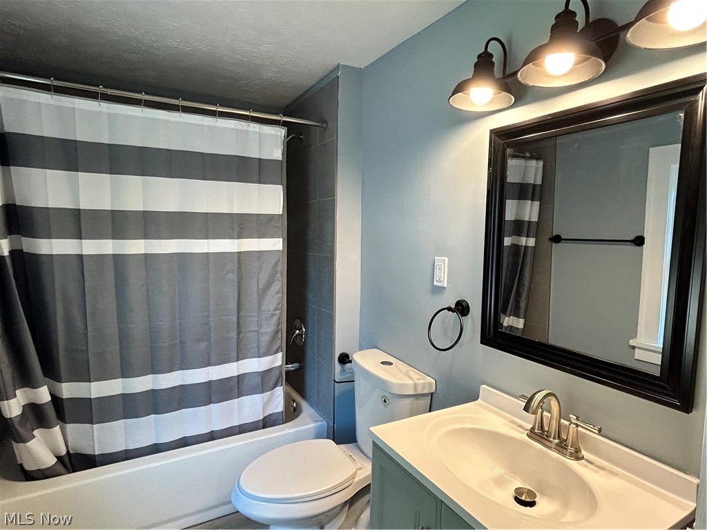 3918 Martin Luther King Jr Drive Cleveland OH 44105