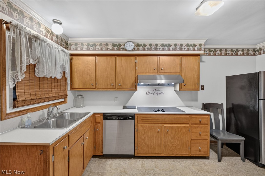 200 Manor Drive Columbiana OH 44408